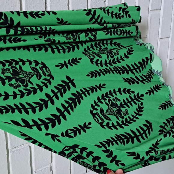 My Michelle Green/Black Gem Detail Formal Halter Dress. Size Medium - Picture 5 of 11